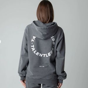 Talentless Circle Logo Hoodie (silver grey)